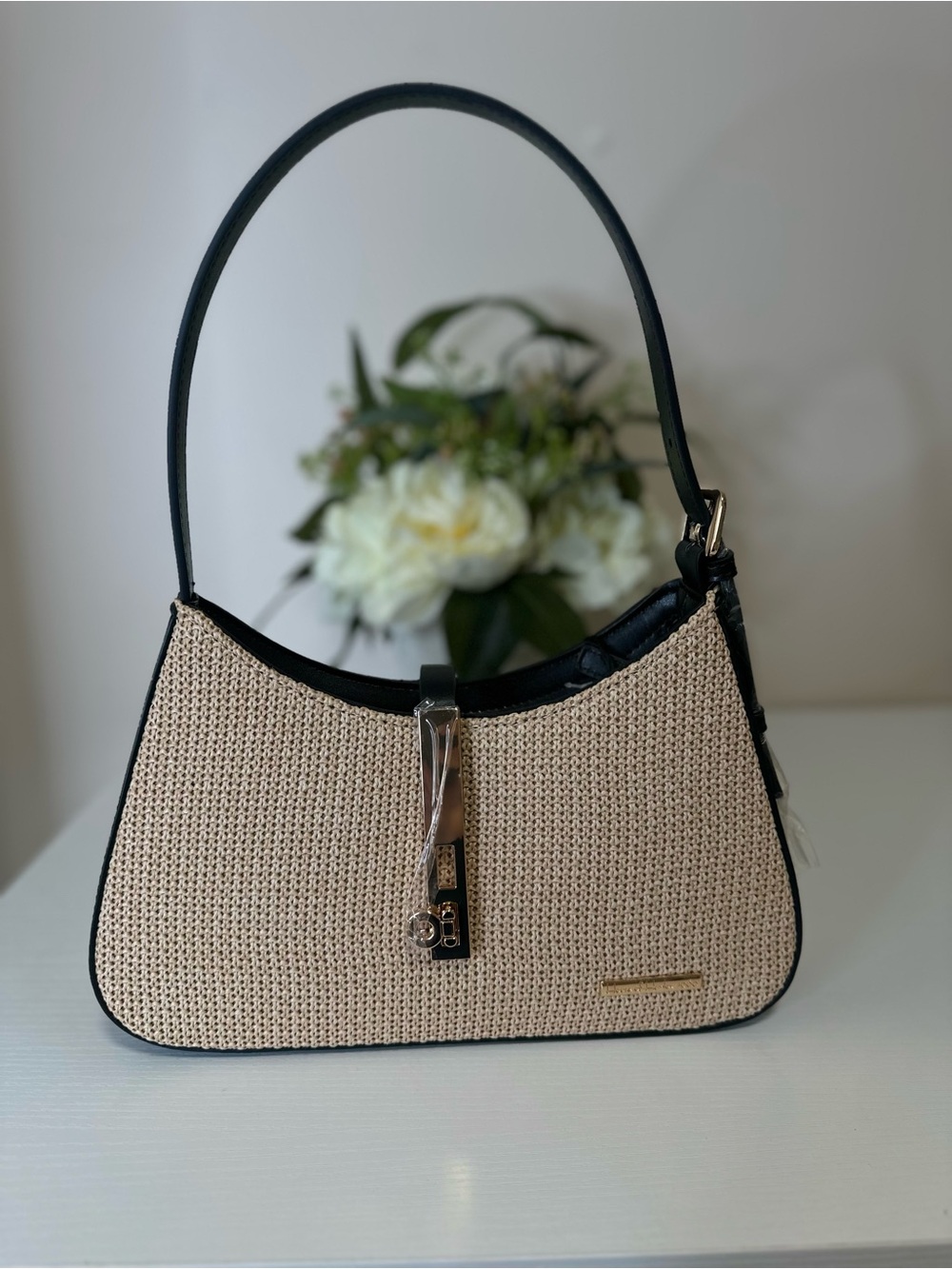 House of Harlow 1960 Beige Woven Shoulder Bag NWT - Picture 7 of 7